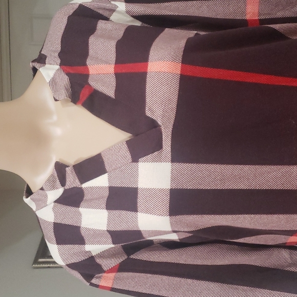 Lildy L unique plaid vneck slight cuff button sleeve pleated back - Picture 6 of 9